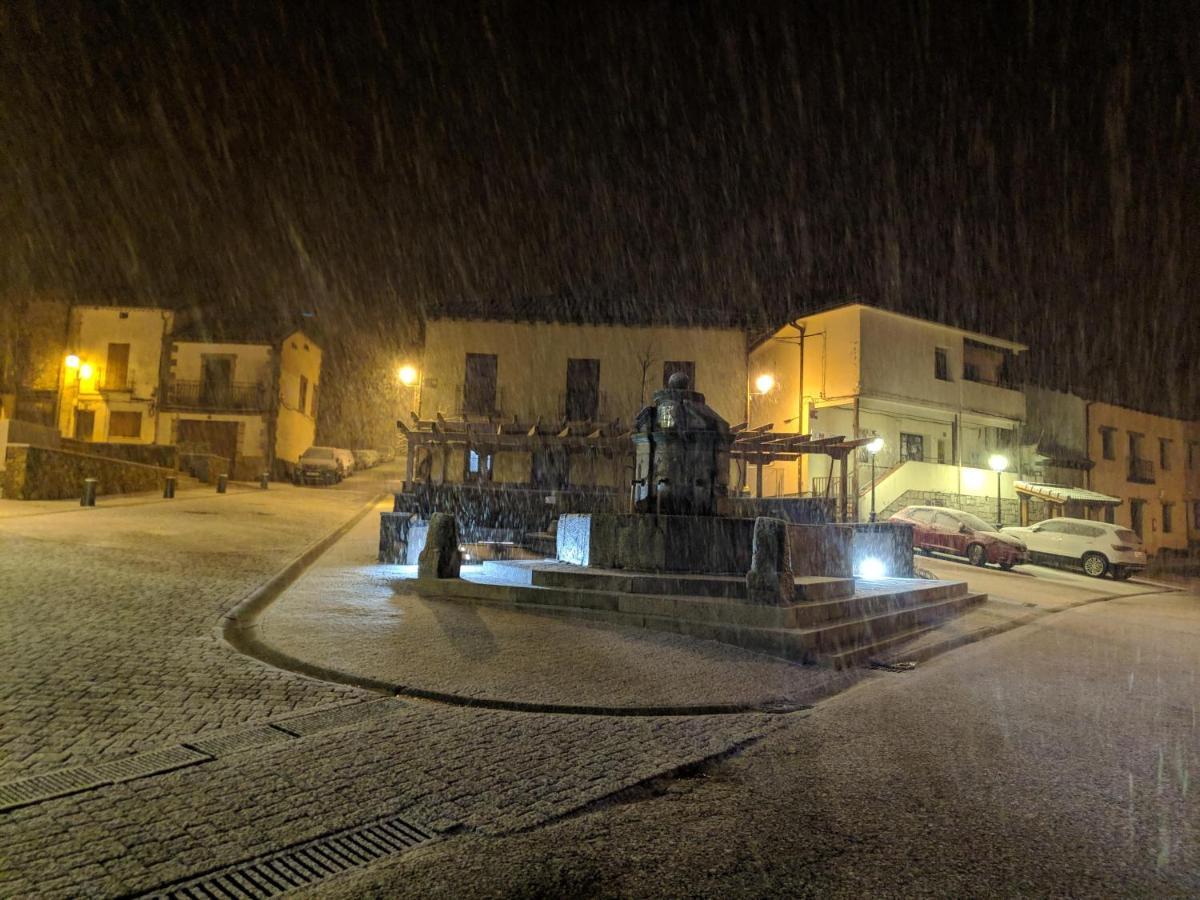 Casa Rural Fuente Del Arca Montejo Монтехо-де-ла-Сьєрра Екстер'єр фото